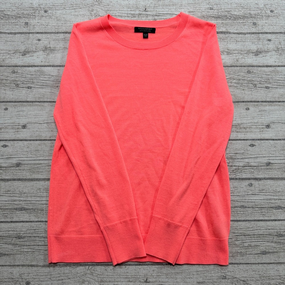 Banana Republic Sweater Women's M Coral Pink Merino Wool Crewneck Knit Pullover